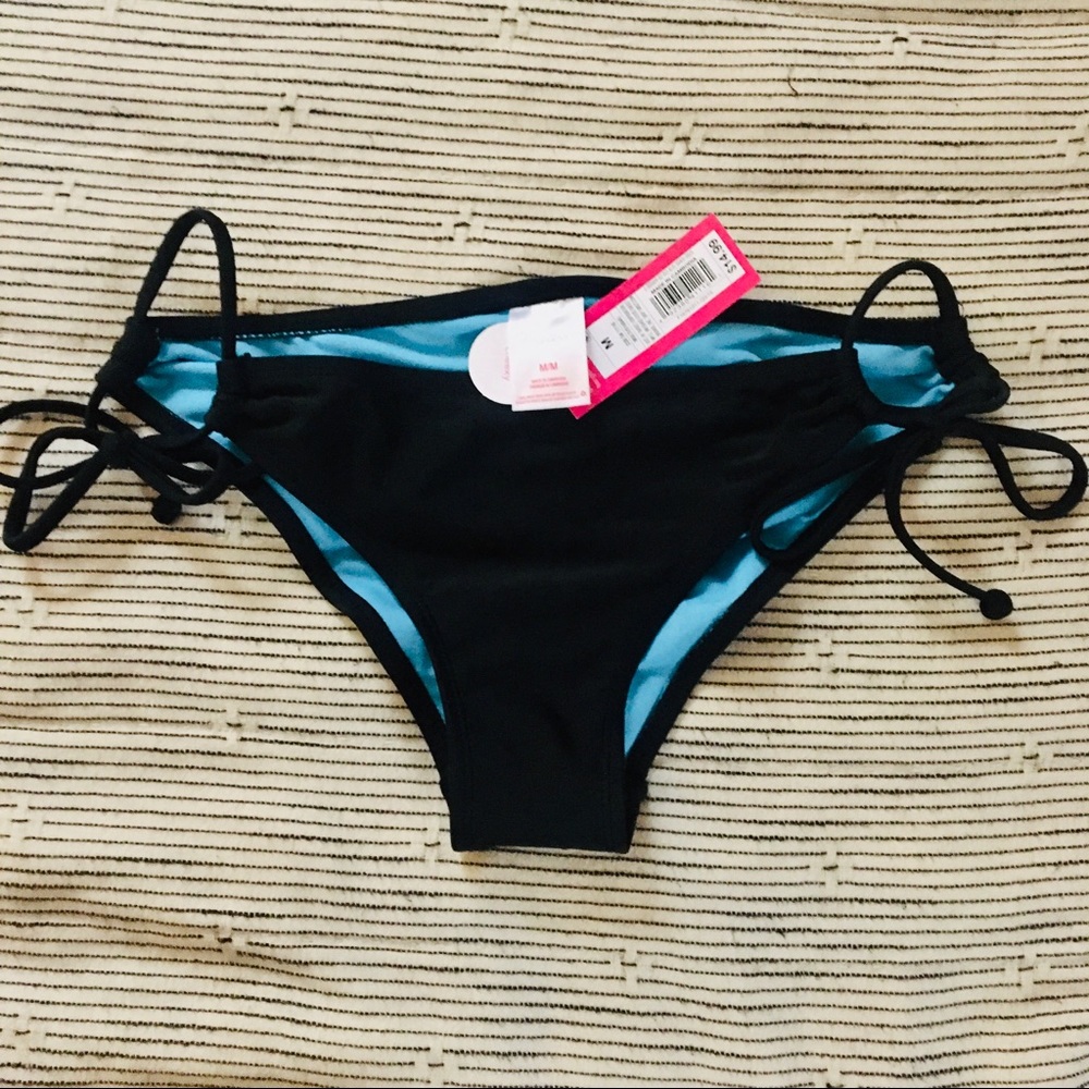 NWT Xhilaration cheeky medium  bikini bottom